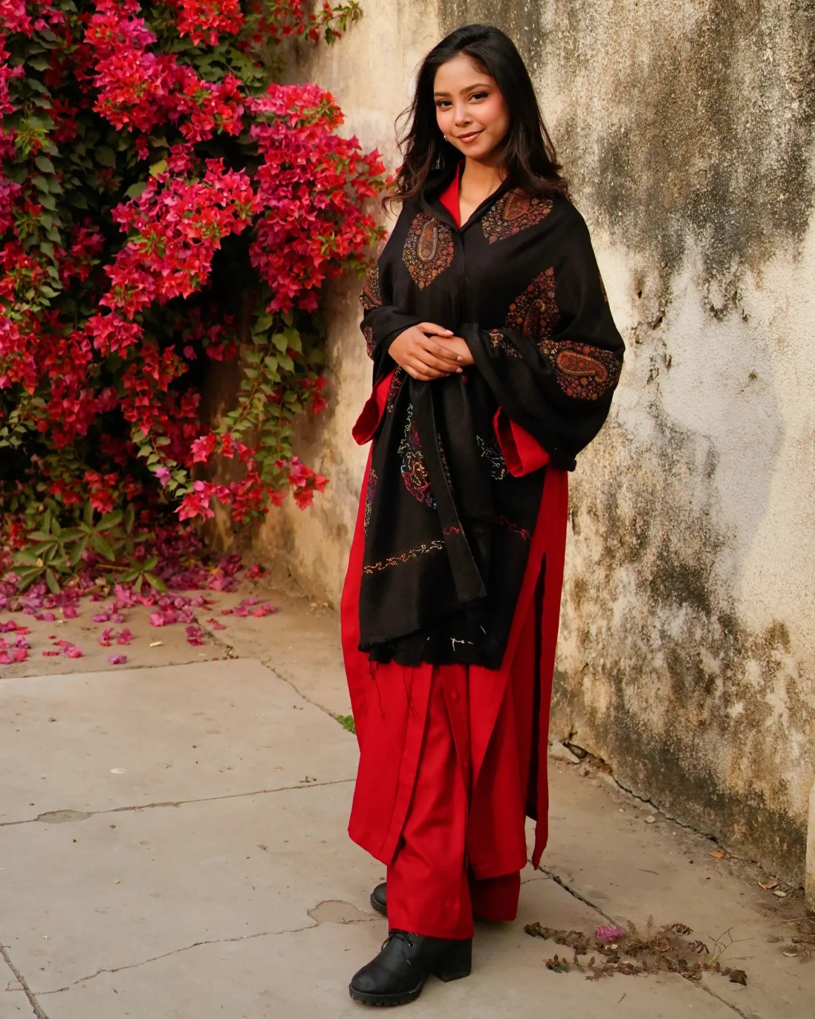Black Shawl