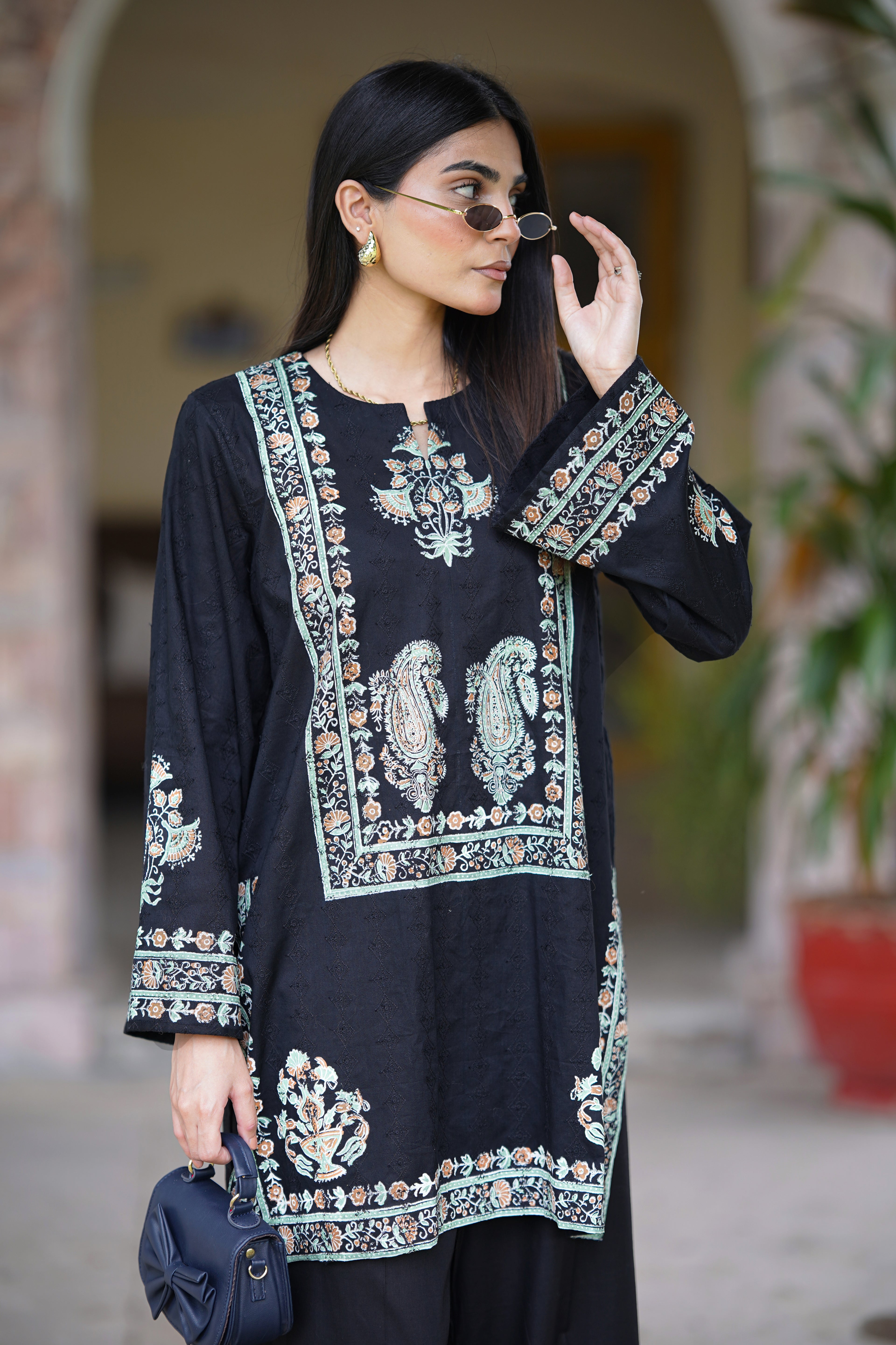 Midnight Chikankari
