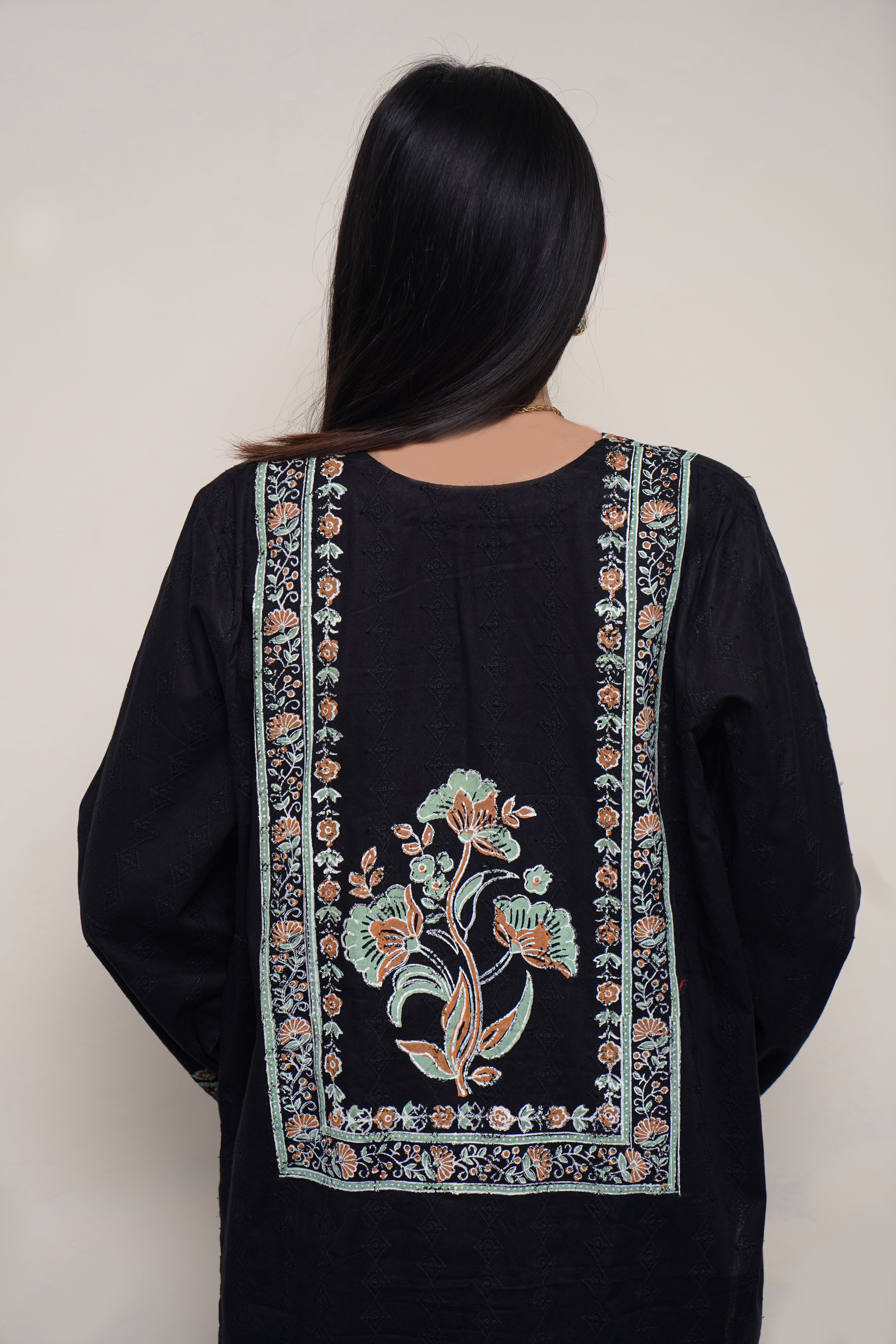 Midnight Chikankari